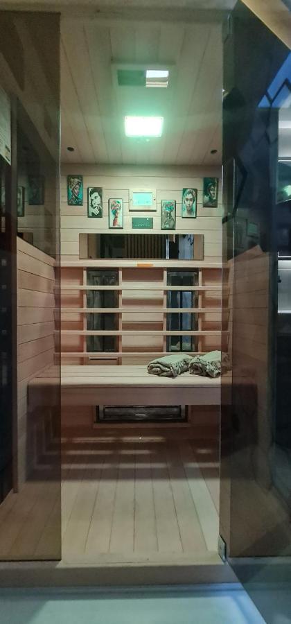 Design Apartment Platinium Spa Lux 5 Star "Havana" Completely Private Wellness & Spa Free Included Sauna & Jacuzzi & Salt Wall & Fire Place & 3D Ceilings & Business Wifi & Netflix & Keyless Code Entry & Full Smart App & Secure 2 Parking Place Ćuprija Eksteriør bilde